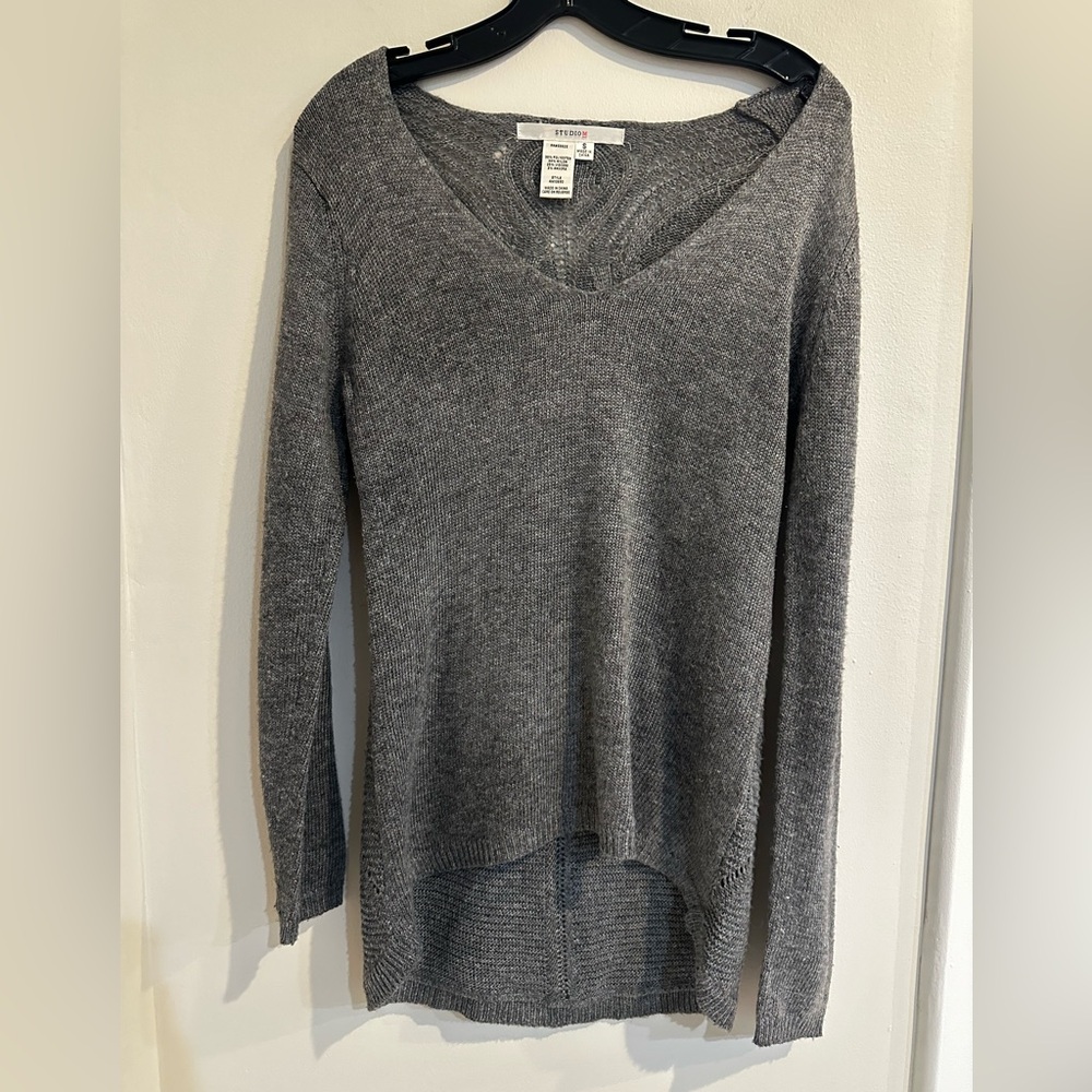 Studio M Charcoal V-Neck Women's Sweater